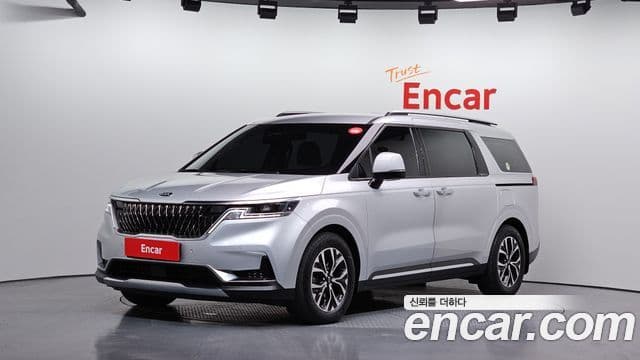 Kia Carnival 2020 — ფოტო 1/20