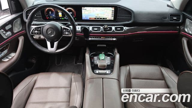 Mercedes-Benz GLE-Class 2023 — ფოტო 7/20