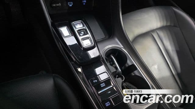 Hyundai Sonata Hybrid 2022 — Şəkil 8/20