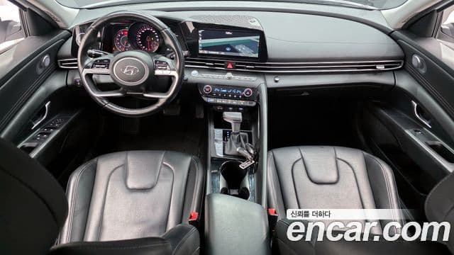 Hyundai The New Avante Hybrid 2021 — ფოტო 2/20