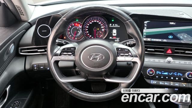 Hyundai The New Avante Hybrid 2021 — ფოტო 15/20