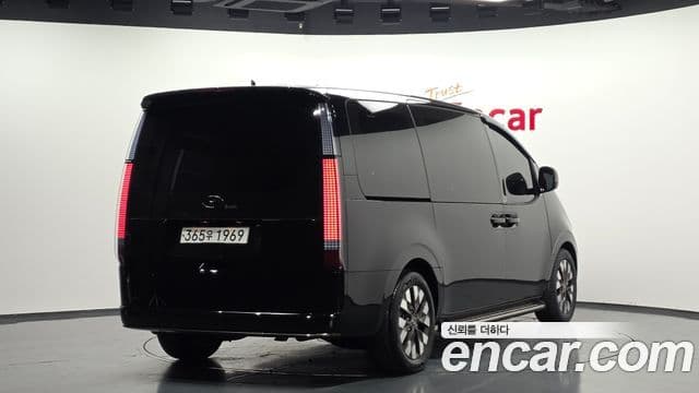 Hyundai Staria 2024 — Şəkil 2/20