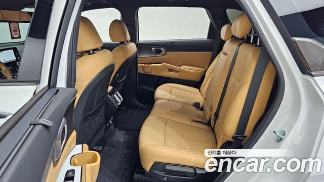 Kia Sorento 2023 — Фото 12/20