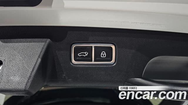 Kia Sorento 2023 — Фото 20/20