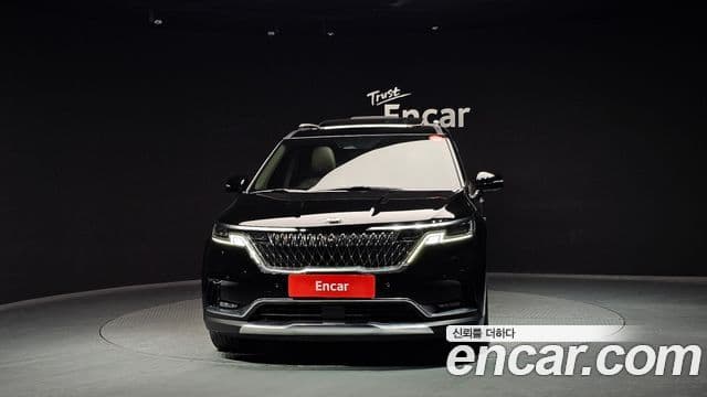 Kia Carnival 2020 — ფოტო 3/20