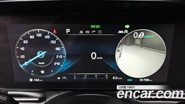 Kia Carnival 2020 — ფოტო 8/20