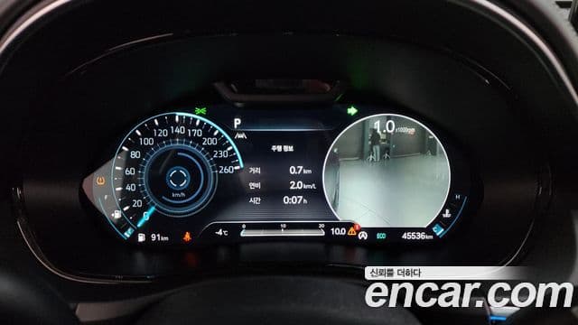 Genesis GV70 2022 — Şəkil 10/20