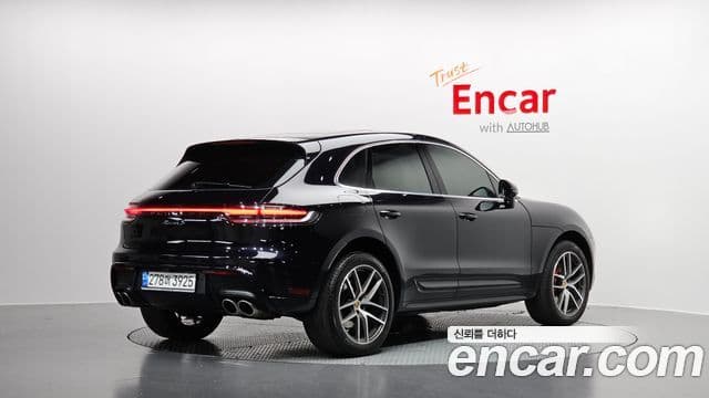 Porsche Macan 2022 — Фото 2/20