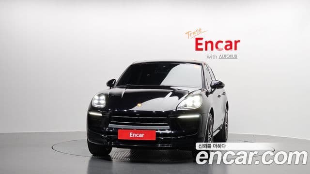 Porsche Macan 2022 — Фото 3/20