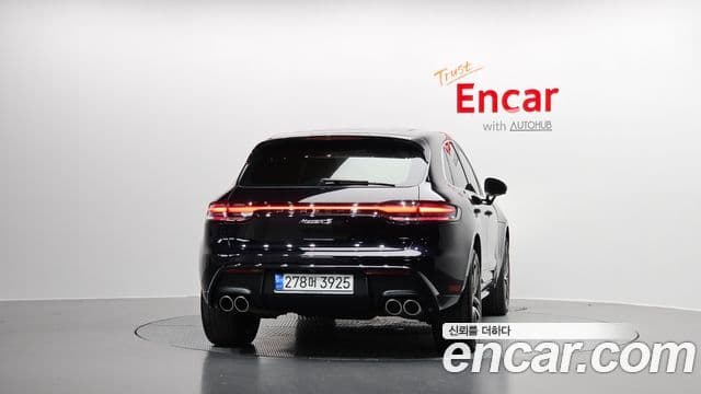 Porsche Macan 2022 — Фото 4/20