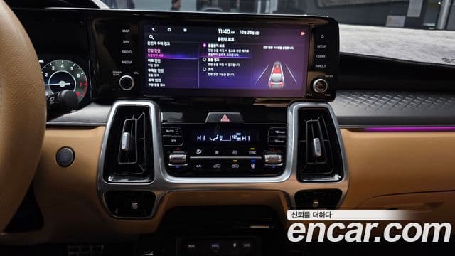Kia Sorento 2021 — ფოტო 14/20