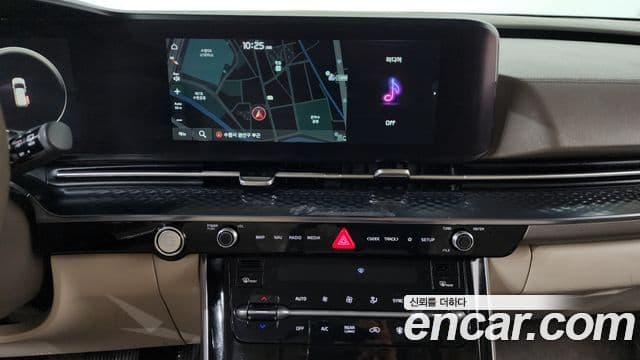 Kia Carnival 2021 — ფოტო 20/20