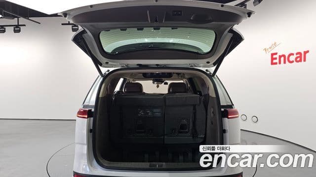 Kia Carnival 2021 — Şəkil 20/20