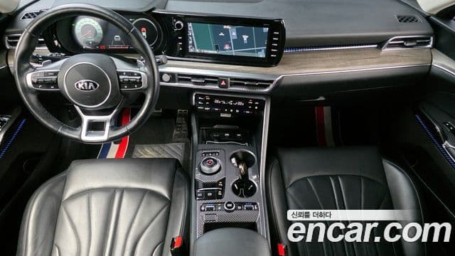 Kia K5 2021 — ფოტო 7/20