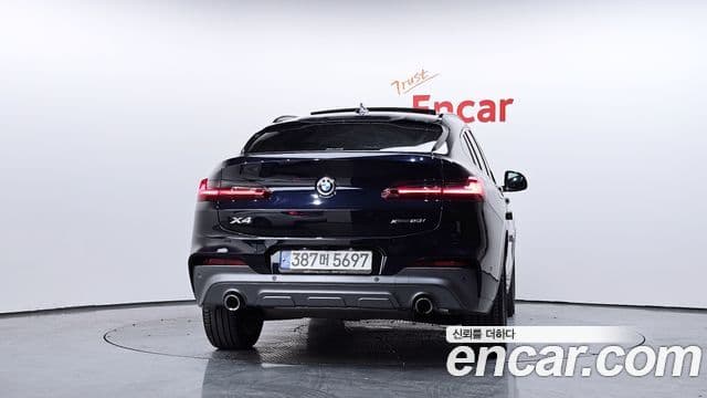 BMW X4 2021 — ფოტო 4/20