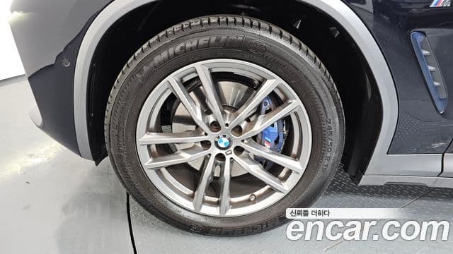 BMW X4 2021 — ფოტო 5/20