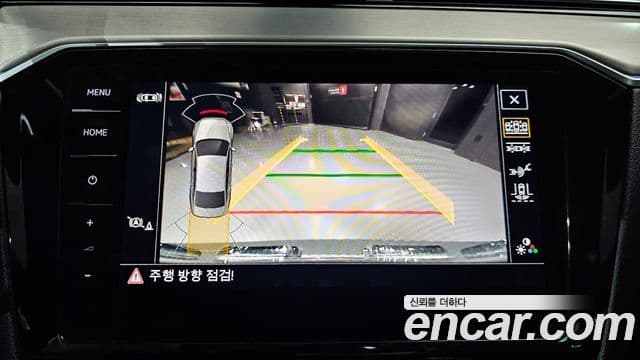 Volkswagen Passat GT 2022 — фото 15 из 20