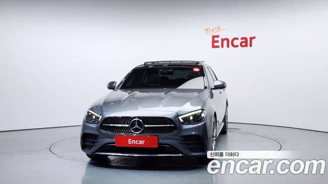 Mercedes-Benz E-Class 2020 — фото 3 из 20