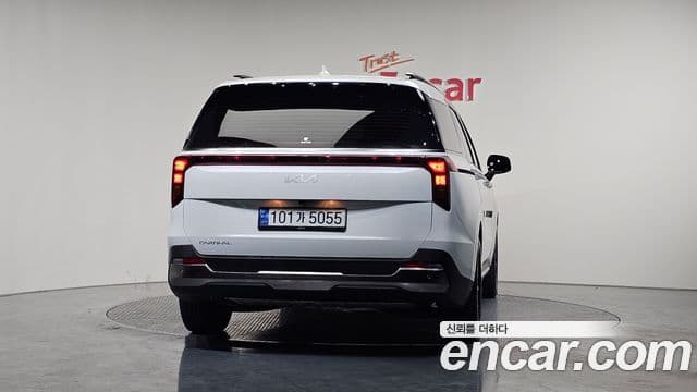 Kia Carnival 2024 — ფოტო 3/20