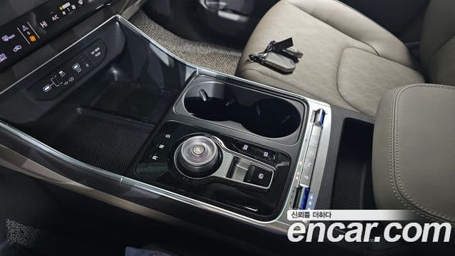 Kia Carnival 2024 — фото 8 из 20