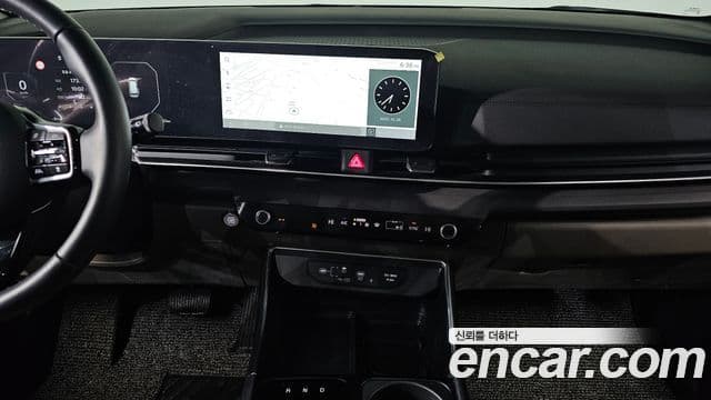 Kia Carnival 2024 — ფოტო 14/20