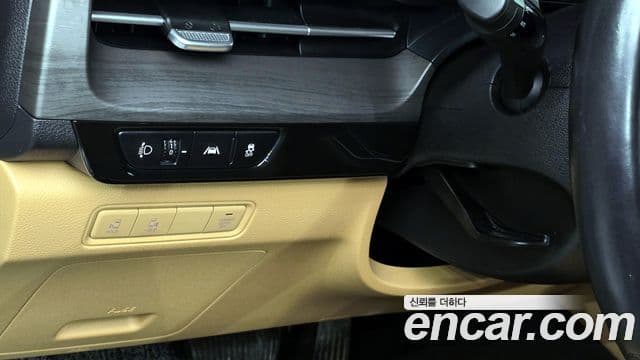 Kia Carnival 2023 — Фото 14/20