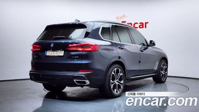 BMW X5 2022 — Photo 9/20