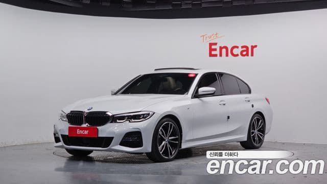 BMW 3 Series 2022 — ფოტო 15/20