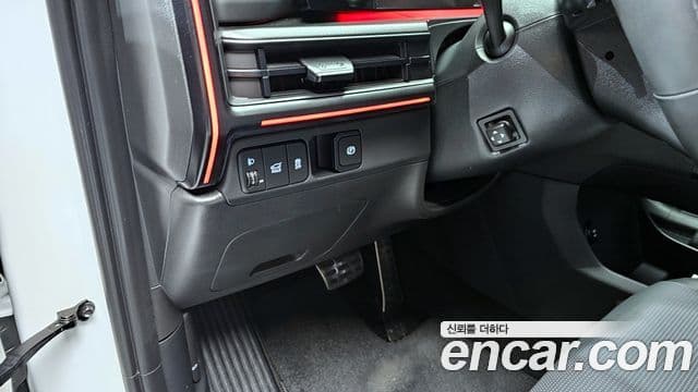 Hyundai Santa Fe 2023 — Şəkil 16/20