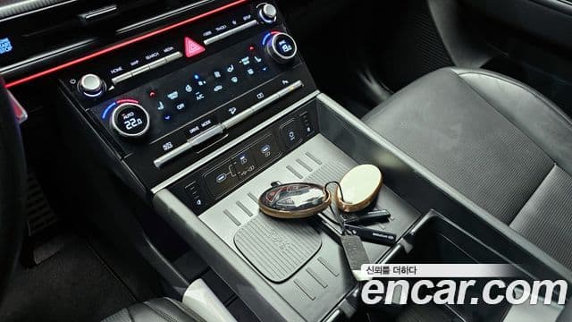 Hyundai Santa Fe 2023 — Şəkil 2/20
