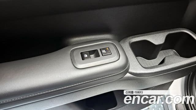 Hyundai Santa Fe 2023 — Şəkil 18/20