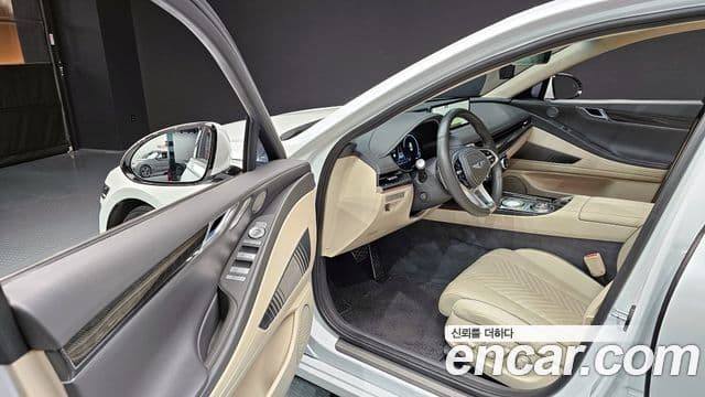 Genesis G80 2022 — Photo 15/20