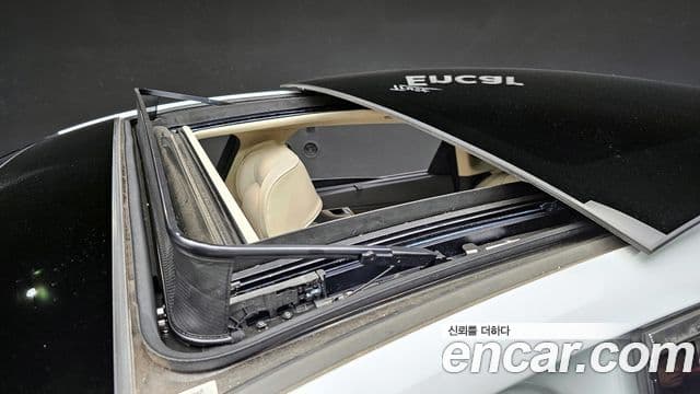 Genesis G80 2022 — Photo 16/20