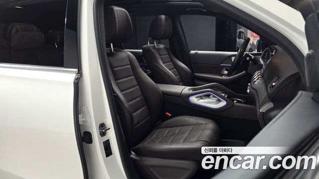 Mercedes-Benz GLS-Class 2022 — Photo 19/20