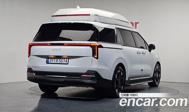 Kia Carnival 2024 — Şəkil 3/21