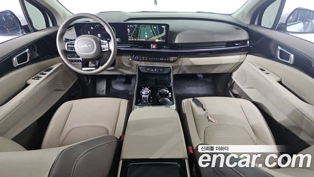 Kia Carnival 2024 — Şəkil 15/21
