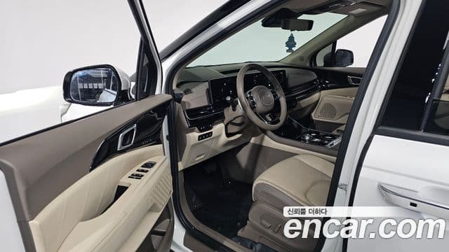 Kia Carnival 2024 — Şəkil 7/21
