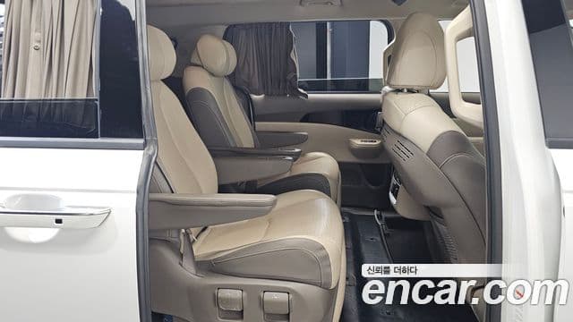 Kia Carnival 2024 — Şəkil 4/21