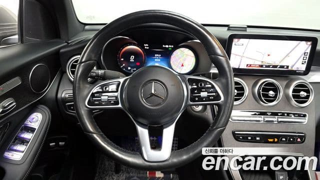 Mercedes-Benz GLC-Class 2021 — ფოტო 13/20