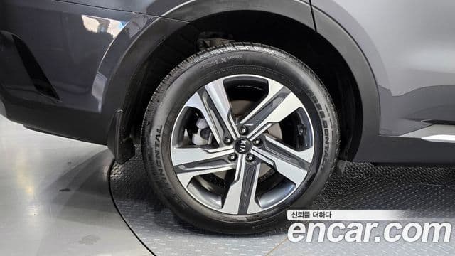 Kia Sorento 2020 — ფოტო 4/20