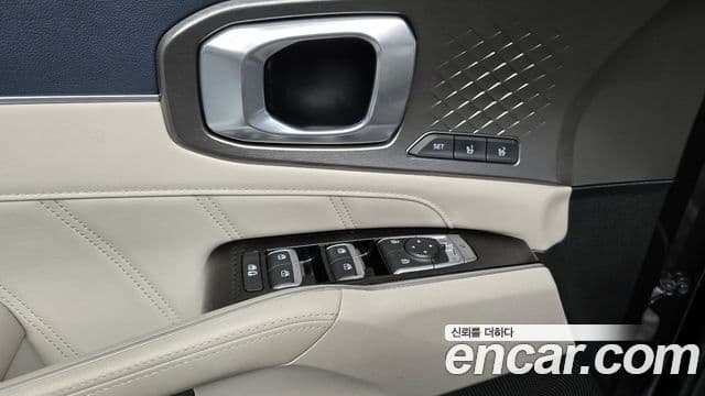 Kia Sorento 2020 — ფოტო 17/20