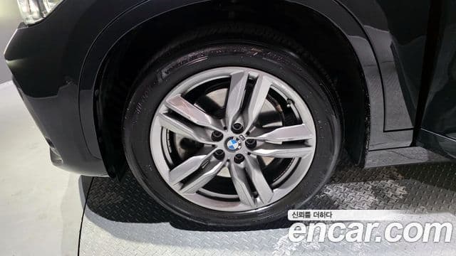 BMW X1 2021 — ფოტო 2/20