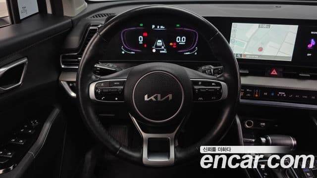 Kia Sportage 2022 — ფოტო 13/20