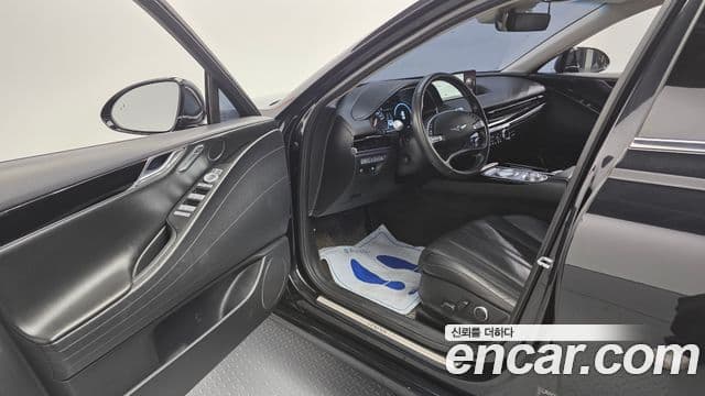 Genesis Electrified G80 2020 — Şəkil 10/20