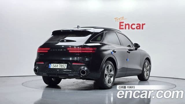 Genesis GV70 2022 — Şəkil 2/20