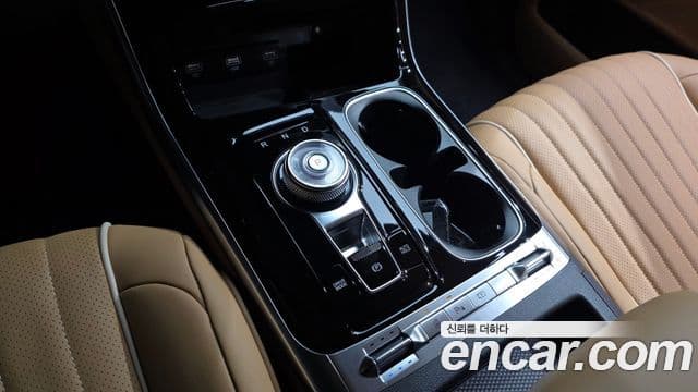 Kia Carnival 2022 — Фото 9/20