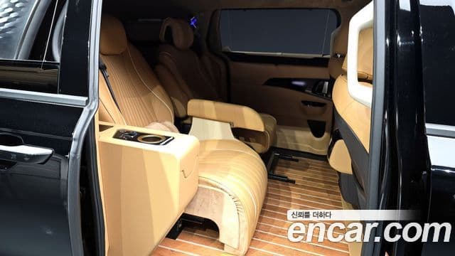 Kia Carnival 2022 — Фото 12/20