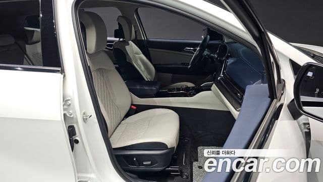 Kia Sportage 2022 — фото 10 из 20
