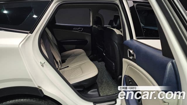 Kia Sportage 2022 — Şəkil 11/20