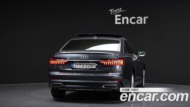 Audi A6 2021 — ფოტო 4/20